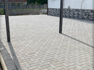 10x20 pllake gri dhe e zeze 10x20 pllake gri dhe e zeze